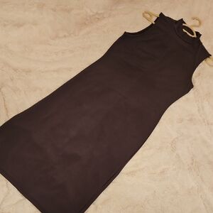 Elegant Olive Green Sleeveless Dress